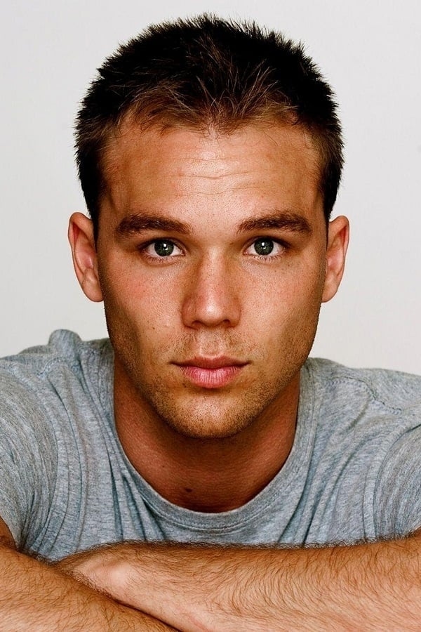 Lincoln Lewis