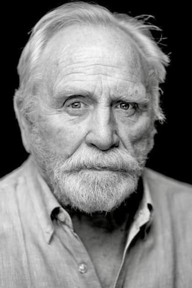 James Cosmo