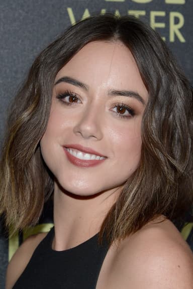 Chloe Bennet