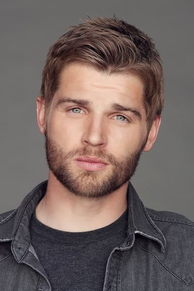 Mike Vogel